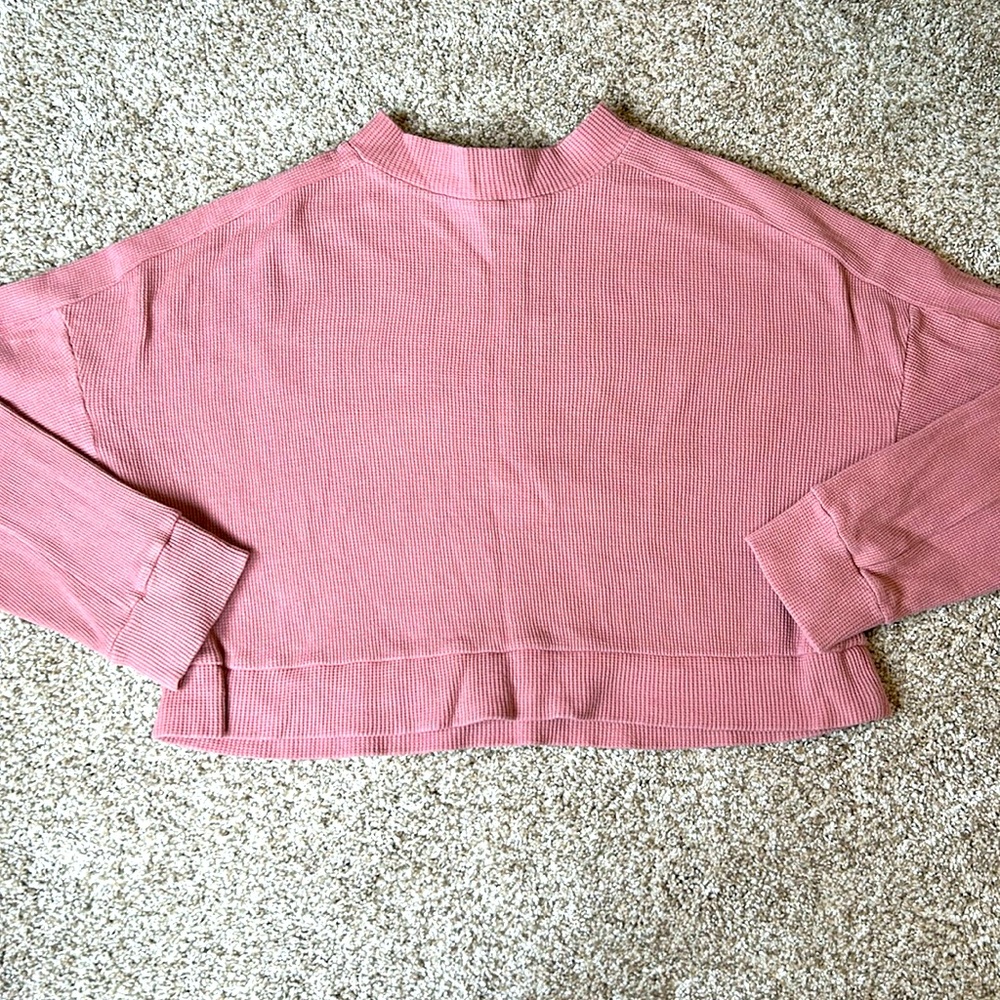 Rose pink long sleeve crop top